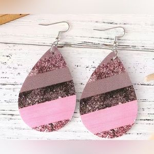 Teardrop earrings
